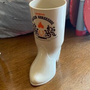 🌟RARE Disneyland Golden  Horseshoe plastic drinking boot Disney collectable